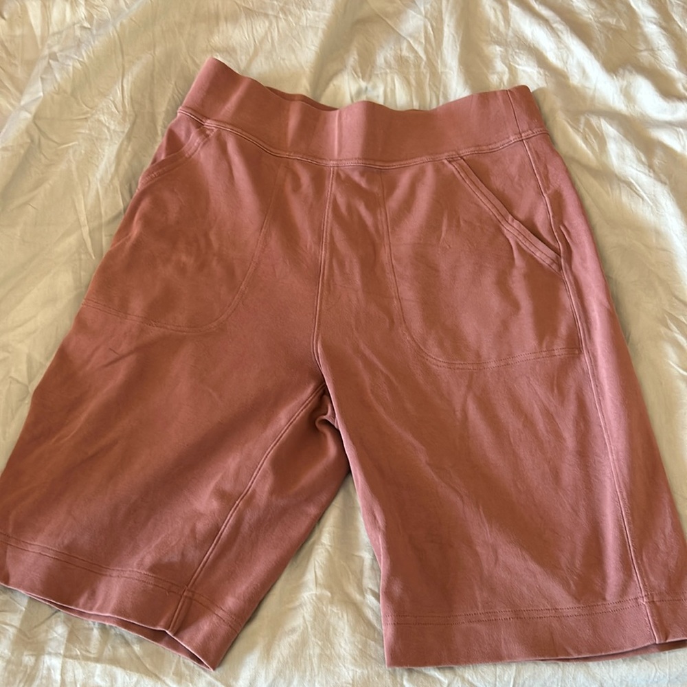 Women's Cotton Pull-On 10" Shorts